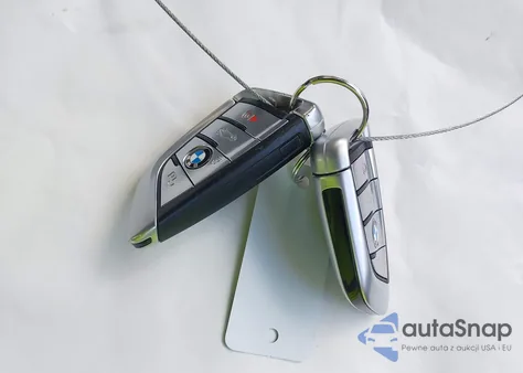 2019 BMW 530I из США, поврежденный, VIN WBAJA5C56KWW13257